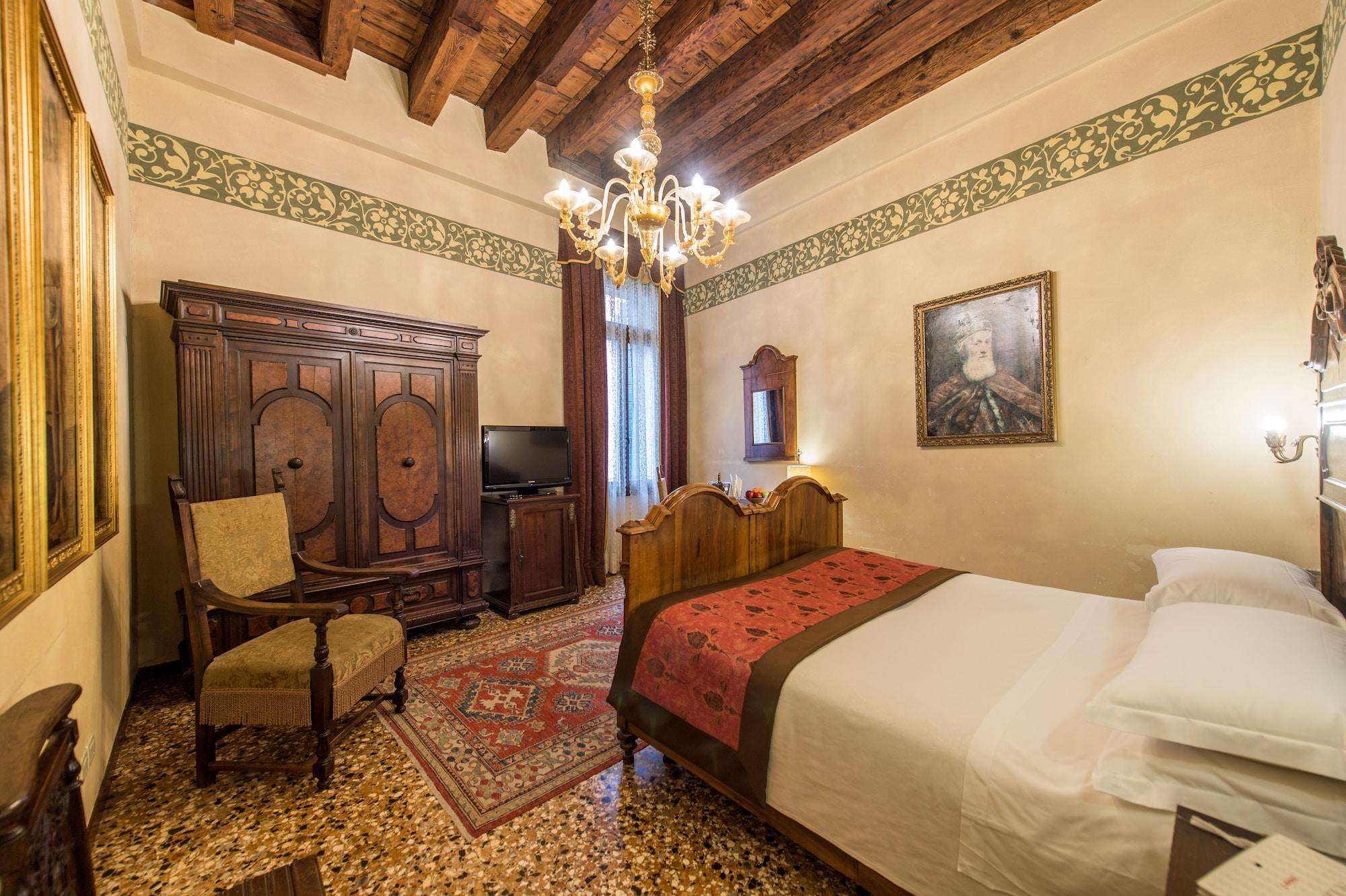 Hotel Palazzo Priuli Venice Exterior photo