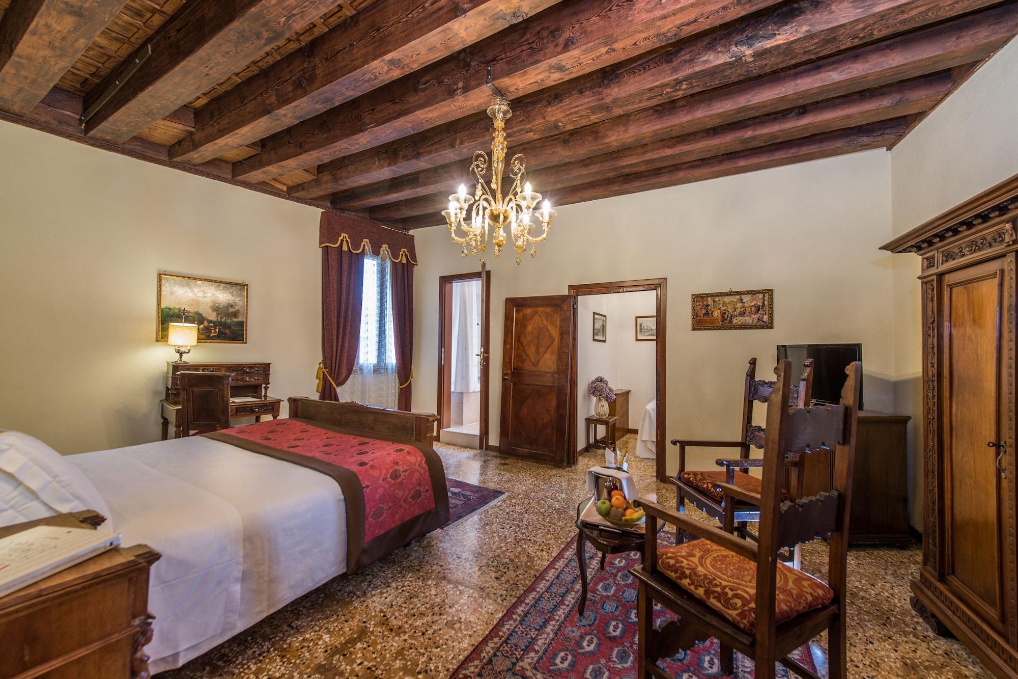 Hotel Palazzo Priuli Venice Exterior photo